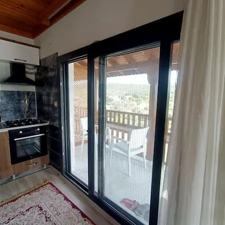 Alya 1 Arti 1 Apartment